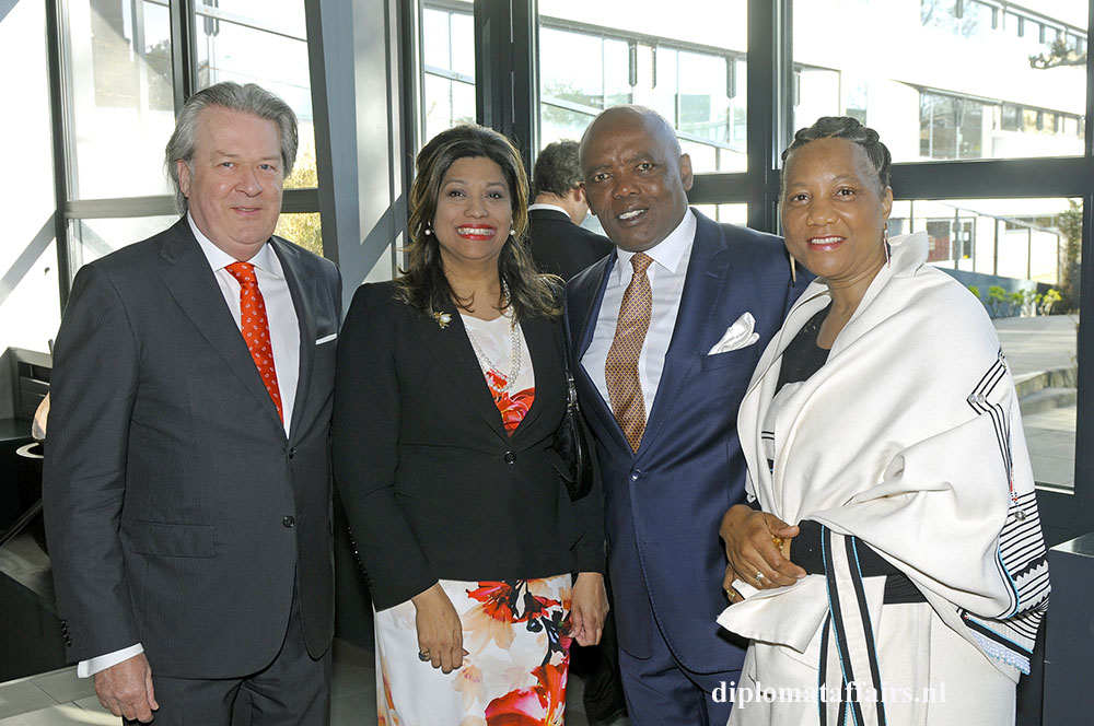 photo 6 Mr. Peter Bliek, Mrs. Shida Bliek, H.E. Vusi Koloane, Mrs. Ntokoza Koloane