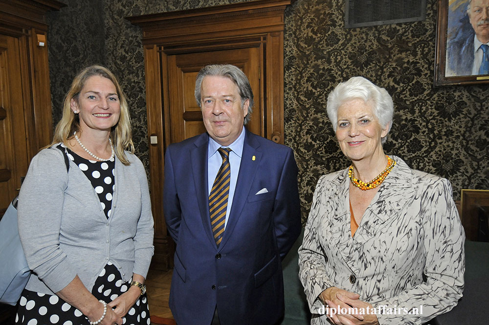 9. Ms. Aleid de leeuw - Peter Bliek - Ms. Sybilla Dekker 9. Ms. Aleid de leeuw - Peter Bliek - Ms. Sybilla Dekker