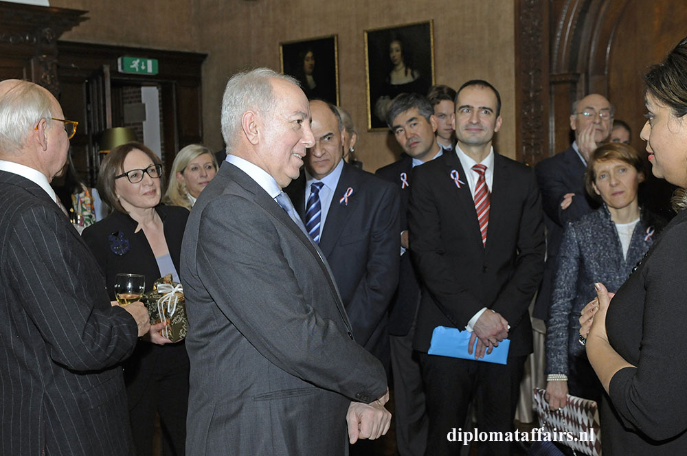 3. H.E Mr Mir-Hamza Efendiyev and Mrs. Shida Bliek 3. H.E Mr Mir-Hamza Efendiyev and Mrs. Shida Bliek