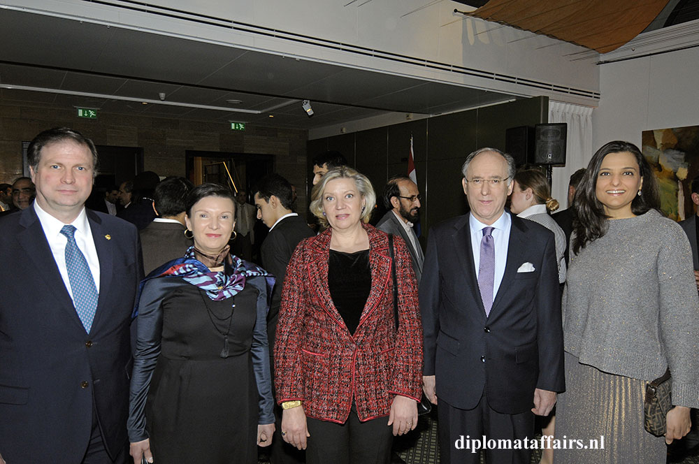 534.jpg HRIH Sandor and Herta Margarete Habsburg H.E Fernando Arias Mrs. Arias Ms. Abir Ali