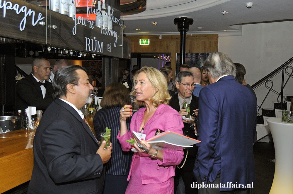 10 Diplomat Affairs Magazine CASARON 10 Diplomat Affairs Magazine CASARON