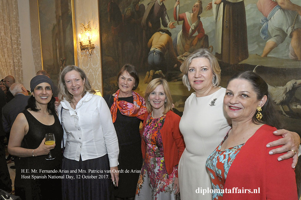 11 Mrs. Patricia van Oordt de Arias diplomataffairs.nl 11 Mrs. Patricia van Oordt de Arias diplomataffairs.nl