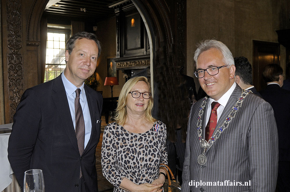 5-Mr.-Roelof-van-Ees-H.E.-Dr.-Heidemaria-Guerer-Deputy-Mayor-Freddy-Blommers- 5-Mr.-Roelof-van-Ees-H.E.-Dr.-Heidemaria-Guerer-Deputy-Mayor-Freddy-Blommers-