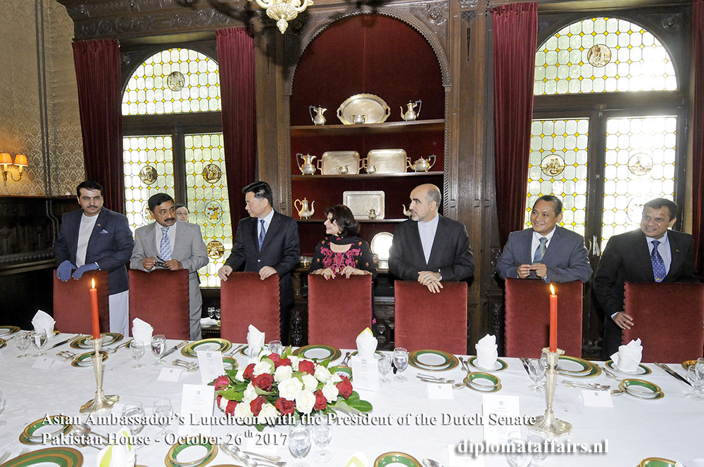 4 H.E. Mr Jaime Victor Badillo Ledda, H.E. Dr. Alireza Jahangiri, H.E. Dr. M. Homayoon Azizi, H.E. Mr A. M. J. Sadiq