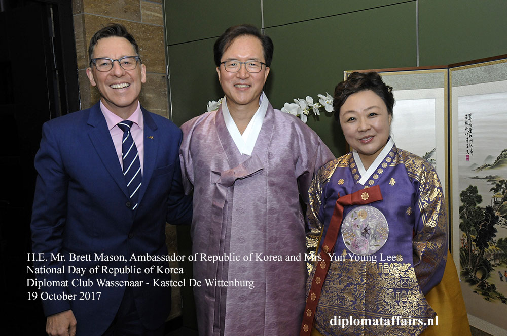 7 H.E. Mr. Brett Mason, Ambassador of Republic of Korea and Mrs. Yun Young Lee, 7 H.E. Mr. Brett Mason, Ambassador of Republic of Korea and Mrs. Yun Young Lee,