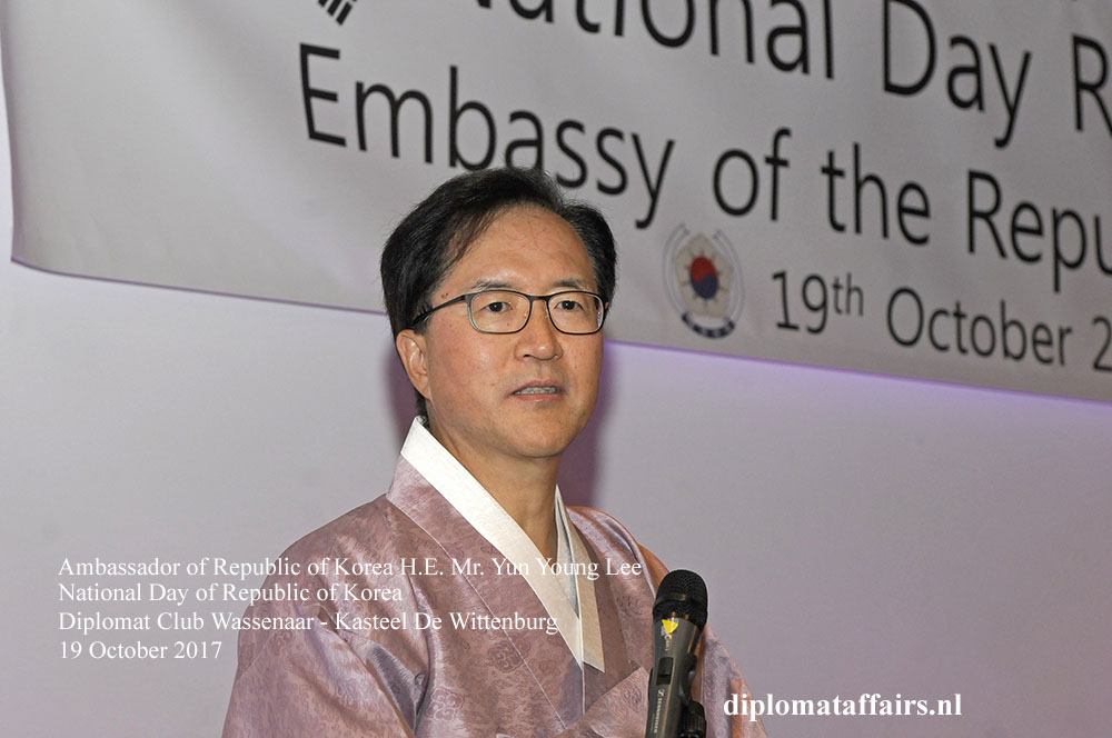 8 Ambassador of Republic of Korea and Mr. Yun Young Lee, Diplomat Club Wassenaar
