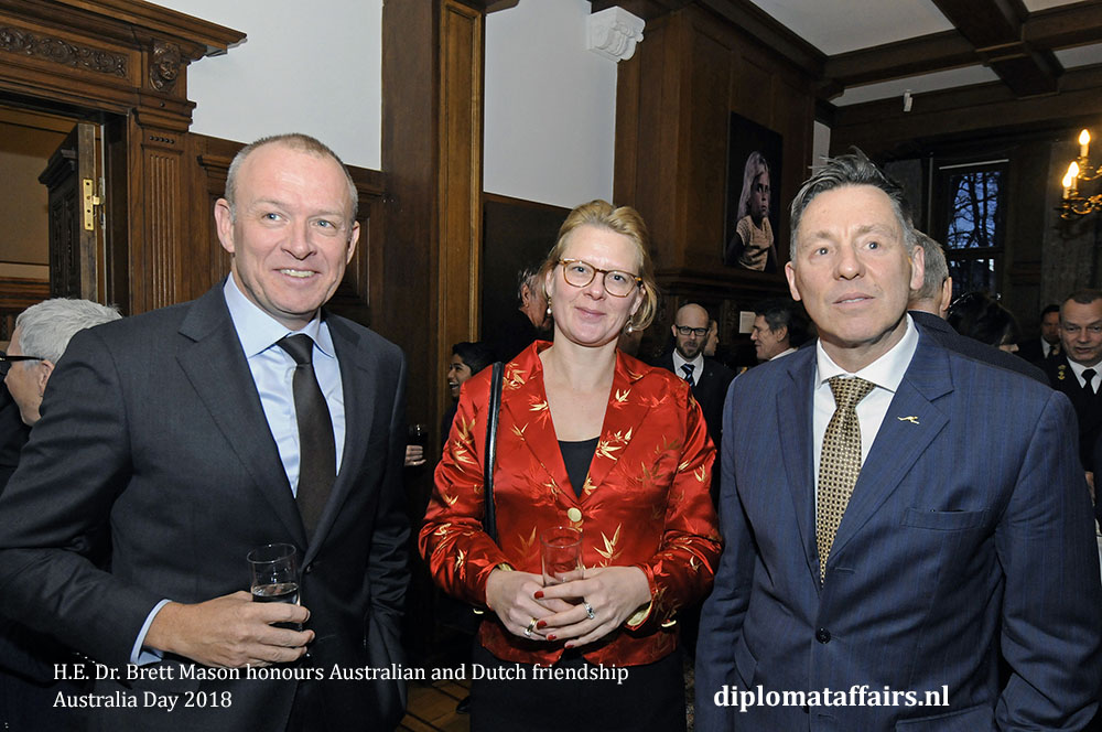 12. H.E. Dr. Brett Mason honours Australian and Dutch friendship 01-02-2018