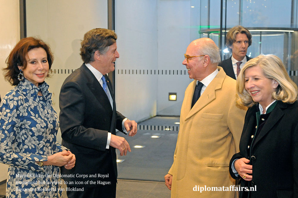 5a.jpg Mr. Hans van Bemmelen, Mrs. joan McNamara 5a.jpg Mr. Hans van Bemmelen, Mrs. joan McNamara