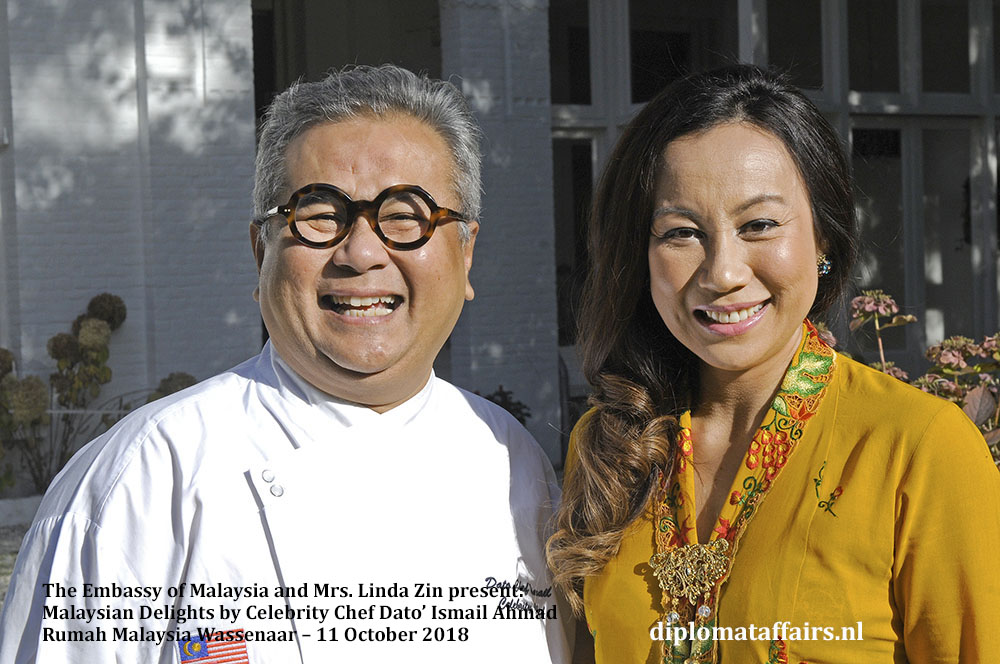 Malaysian Delights Chef Dato’ Ismail Ahmad, Mrs Linda Zin Diplomat Affairs Magazine