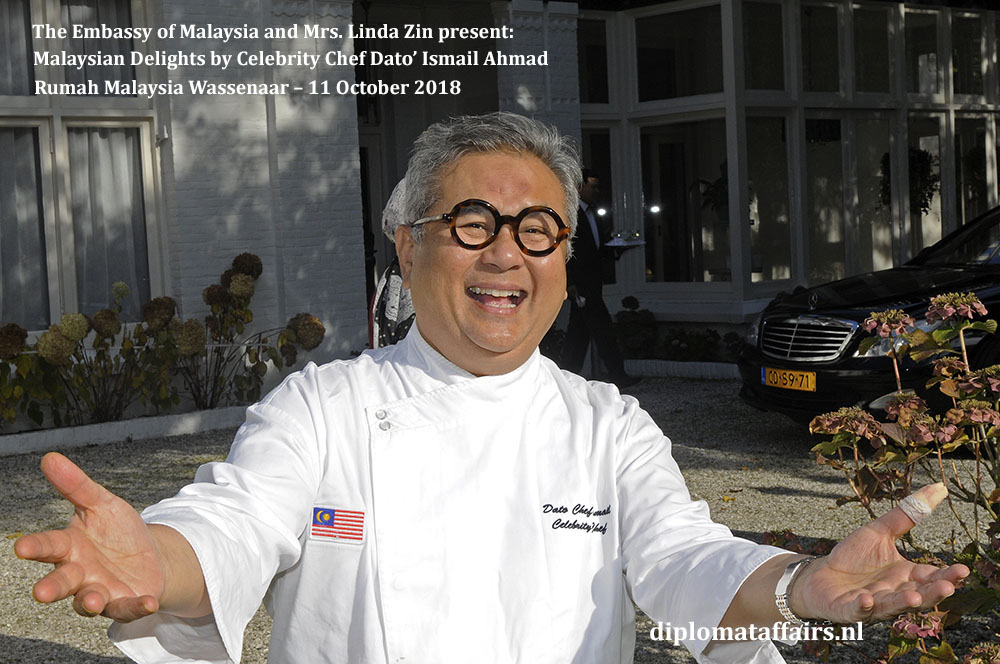 1A. Malaysian Delights Chef Dato’ Ismail Ahmad, Mrs Linda Zin Diplomat Affairs Magazine