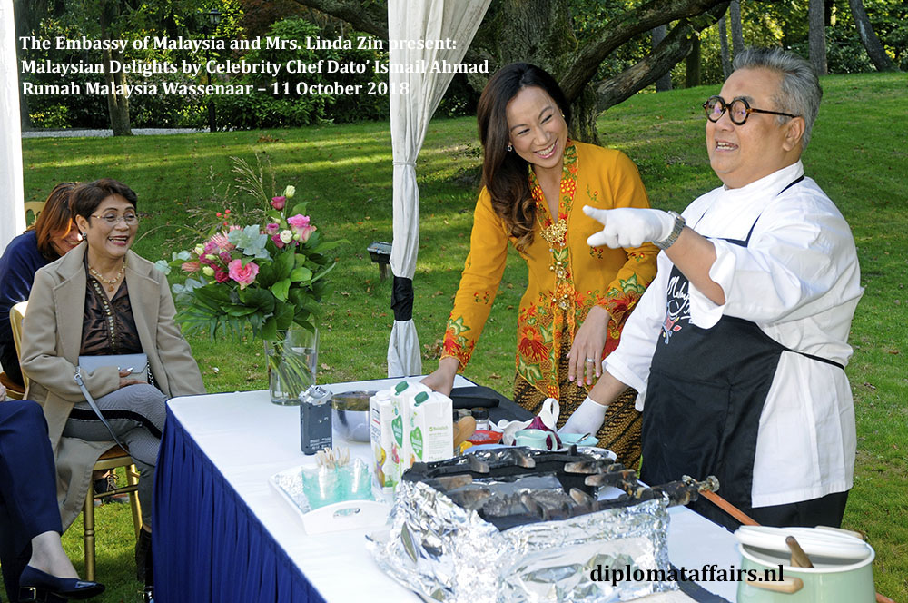 3. Malaysian Delights Chef Dato’ Ismail Ahmad, Mrs Linda Zin Diplomat Affairs Magazine