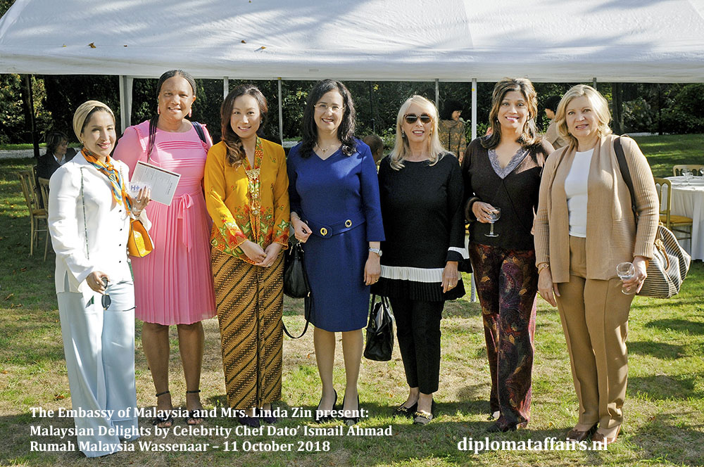 6. Mrs. Jamila Abdulrahman Al-Otaibi, Mrs. Ntokoza Koloane, Mrs. Linda Zin, Mrs. Shida Bliek, Mrs. Patricia van Oordt de Arias 6. Mrs. Jamila Abdulrahman Al-Otaibi, Mrs. Ntokoza Koloane, Mrs. Linda Zin, Mrs. Shida Bliek, Mrs. Patricia van Oordt de Arias