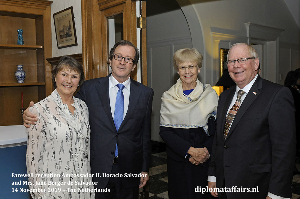 290.jpg  right, the Ambassador of Australia, H.E. Mr. Matthew Neuhaus and Mrs. Angela Neuhaus Diplomat Affairs Magazine