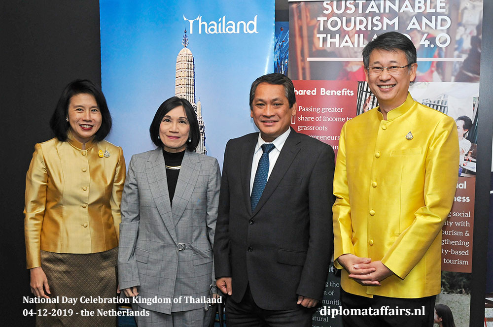 10.jpg H.E. Mrs. Eksiri Pintaruchi, Mrs. Veredigna Ledda, Ambassador of The Philippines H.E. Mr Jaime Victor B. Ledda and Mr Thongvut Pintaruchi 10.jpg H.E. Mrs. Eksiri Pintaruchi, Mrs. Veredigna Ledda, Ambassador of The Philippines H.E. Mr Jaime Victor B. Ledda and Mr Thongvut Pintaruchi