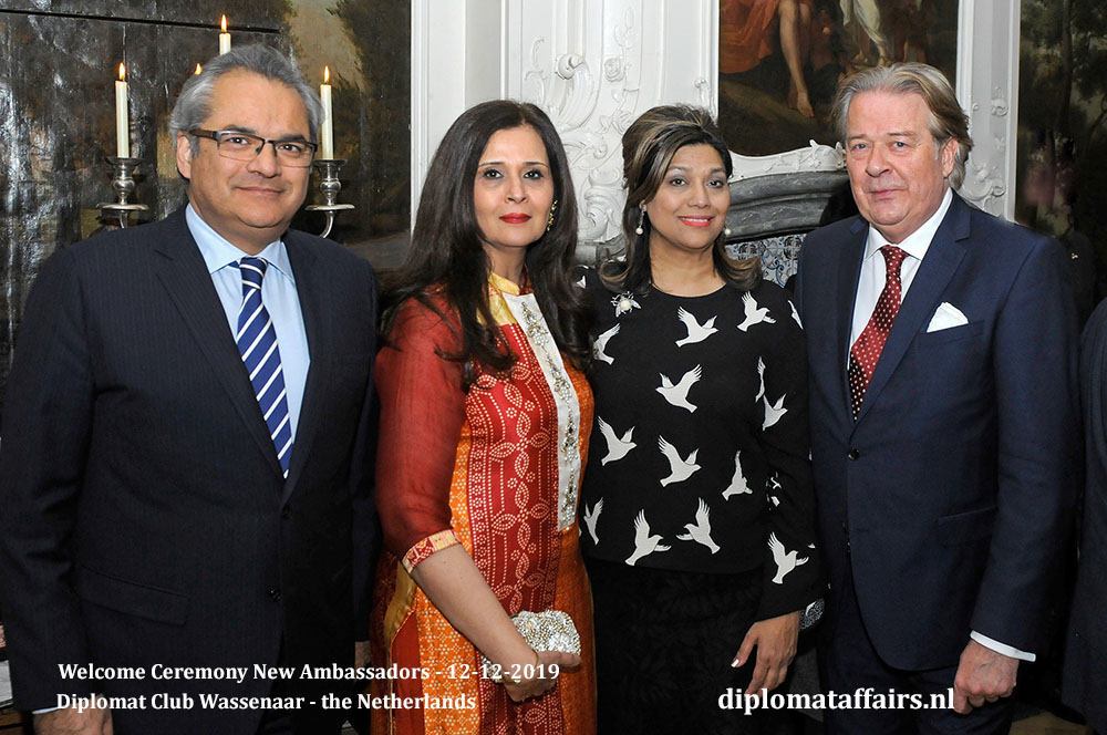 9a.jpg Ambassador of Pakistan, H.E. Mr Shujjat Ali Rathore, Mrs Uzma Shujjat, Mrs Shida Bliek, Mr Peter Bliek 9a.jpg Ambassador of Pakistan, H.E. Mr Shujjat Ali Rathore, Mrs Uzma Shujjat, Mrs Shida Bliek, Mr Peter Bliek